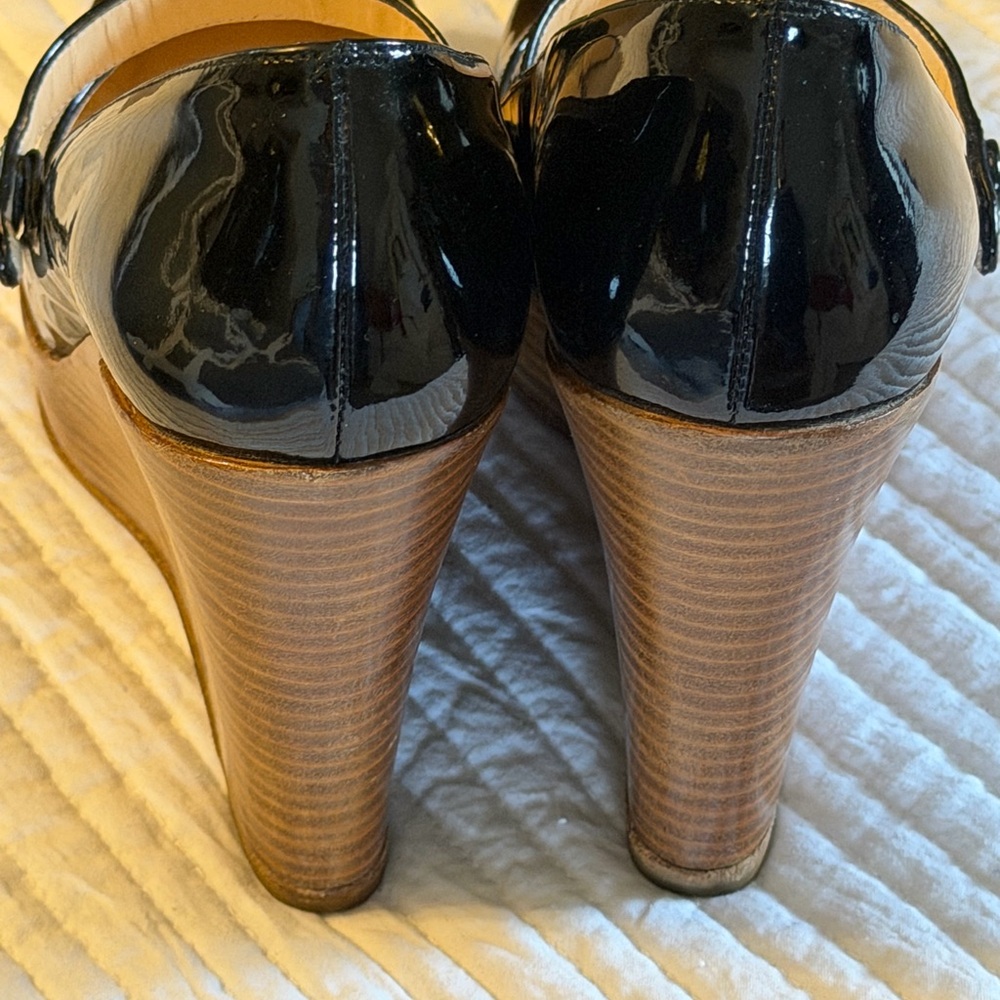 Christian Louboutin Black Patent Mary Jane Wedge Pumps with Wood-Effect Platform - Picture 10 of 10